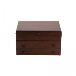 Reed Barton Bristol Grande Cherry Silverware Chest with Forest Green Lining by RBA2380